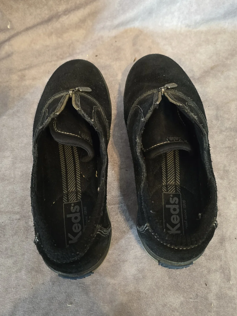 Keds Women's‎ Black Suede Slip-On Loafers Size 6